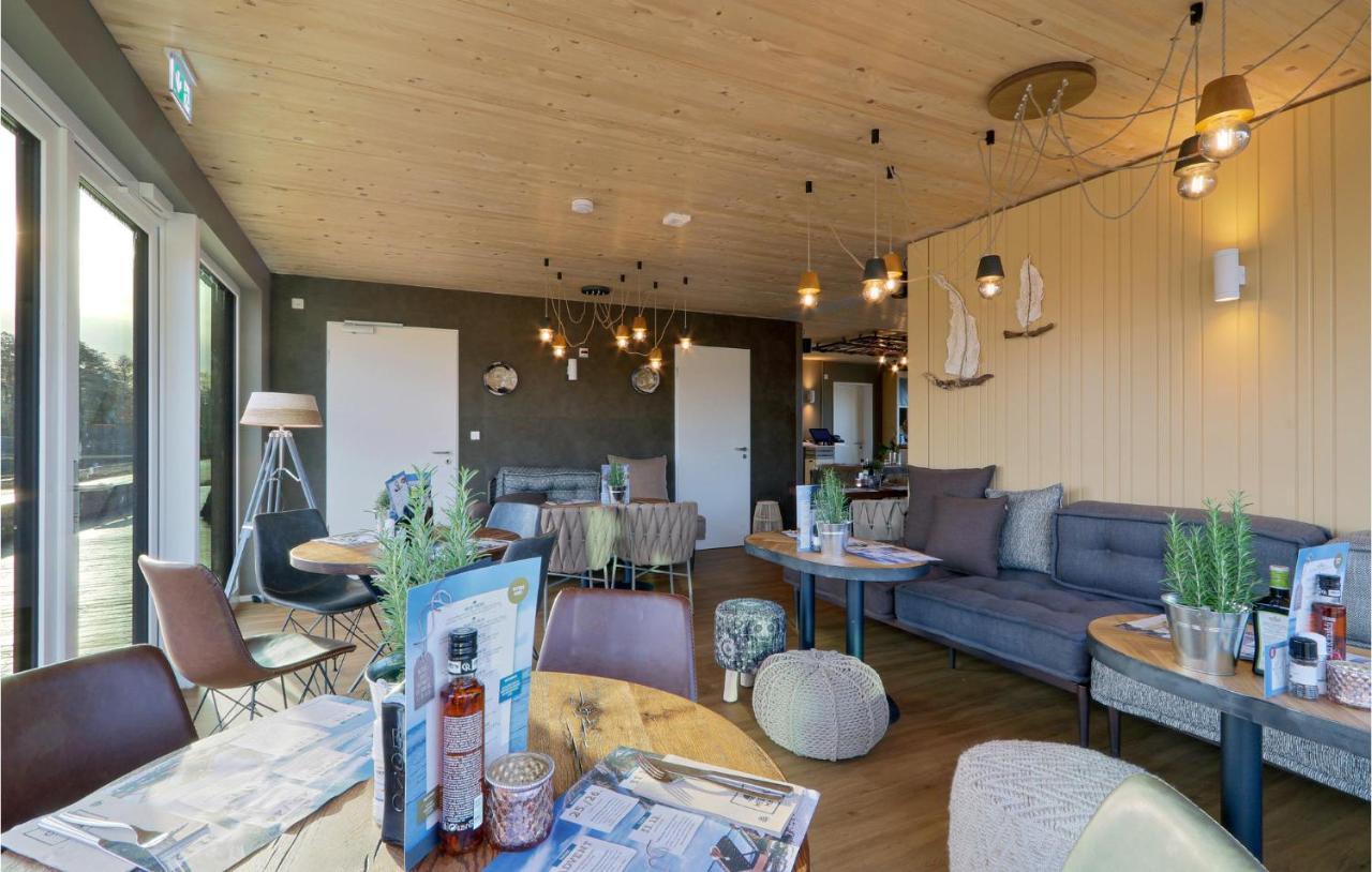 Beach Front Apartment In Lembruch-Duemmer See Bagian luar foto