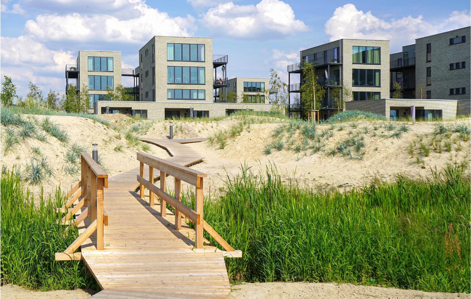 Beach Front Apartment In Lembruch-Duemmer See Bagian luar foto